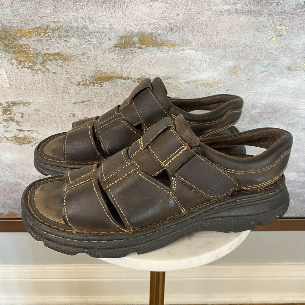 Skechers Sandals Mens Size 10 Fisherman Brown Leather Hook & Loop